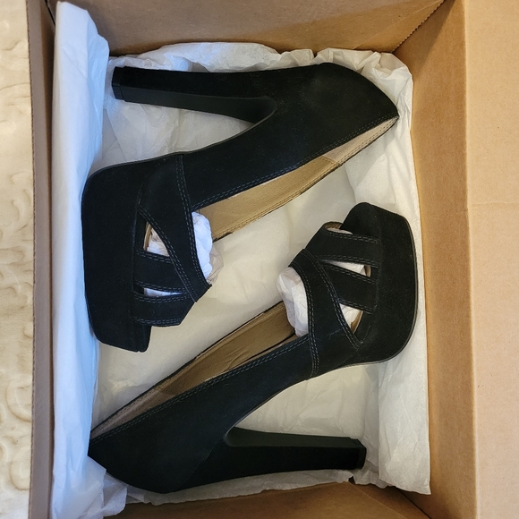 *New▪︎STEVE MADDEN Pumps* - Picture 8 of 11